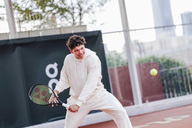 尤其是在面 尤其是在面