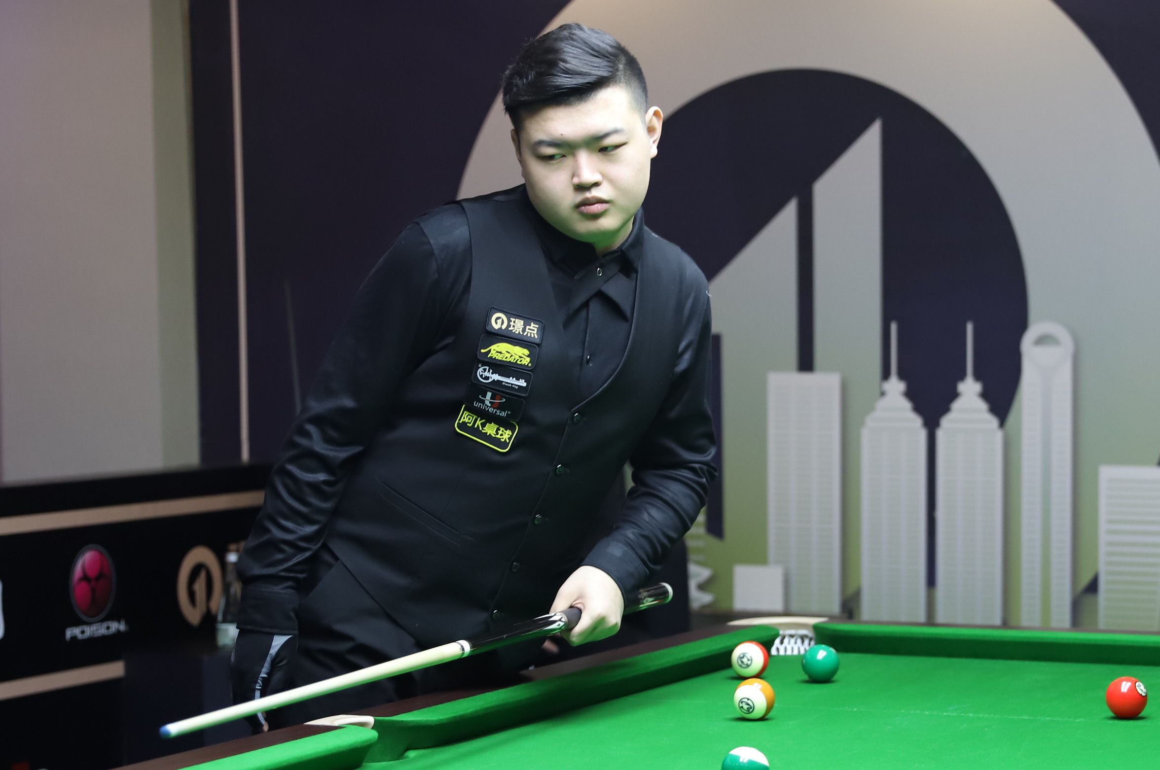 经验丰富的 经验丰富的