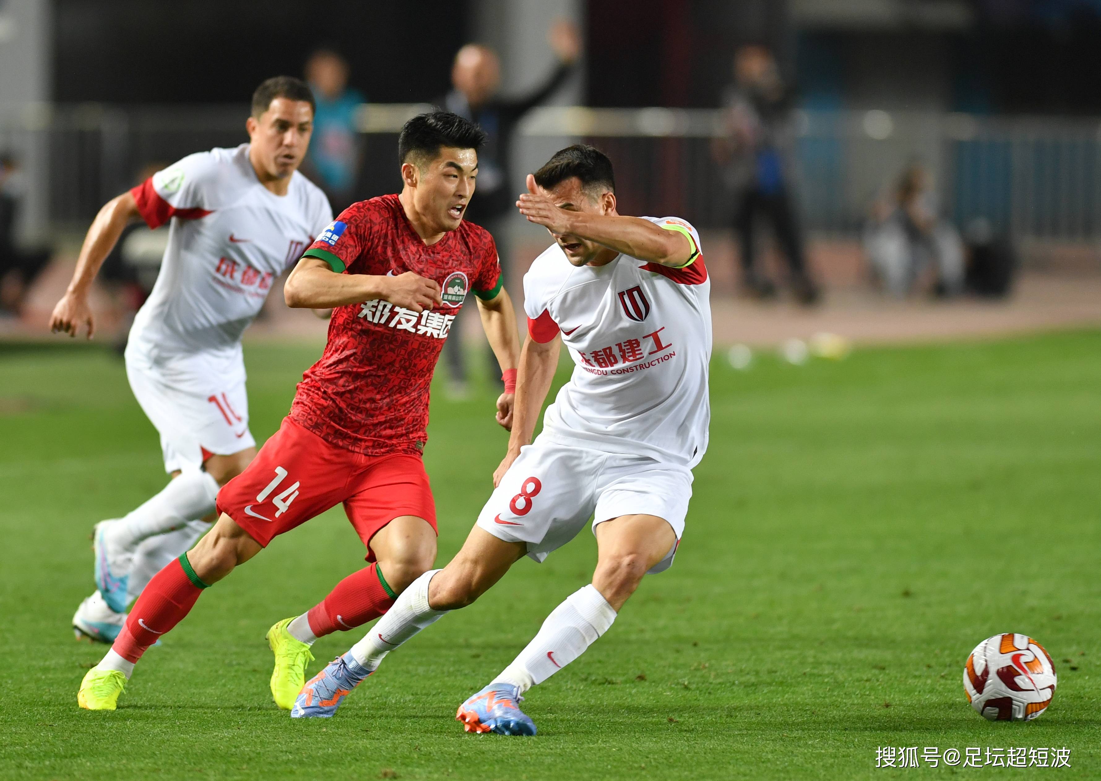 滑冰比赛中 滑冰比赛中