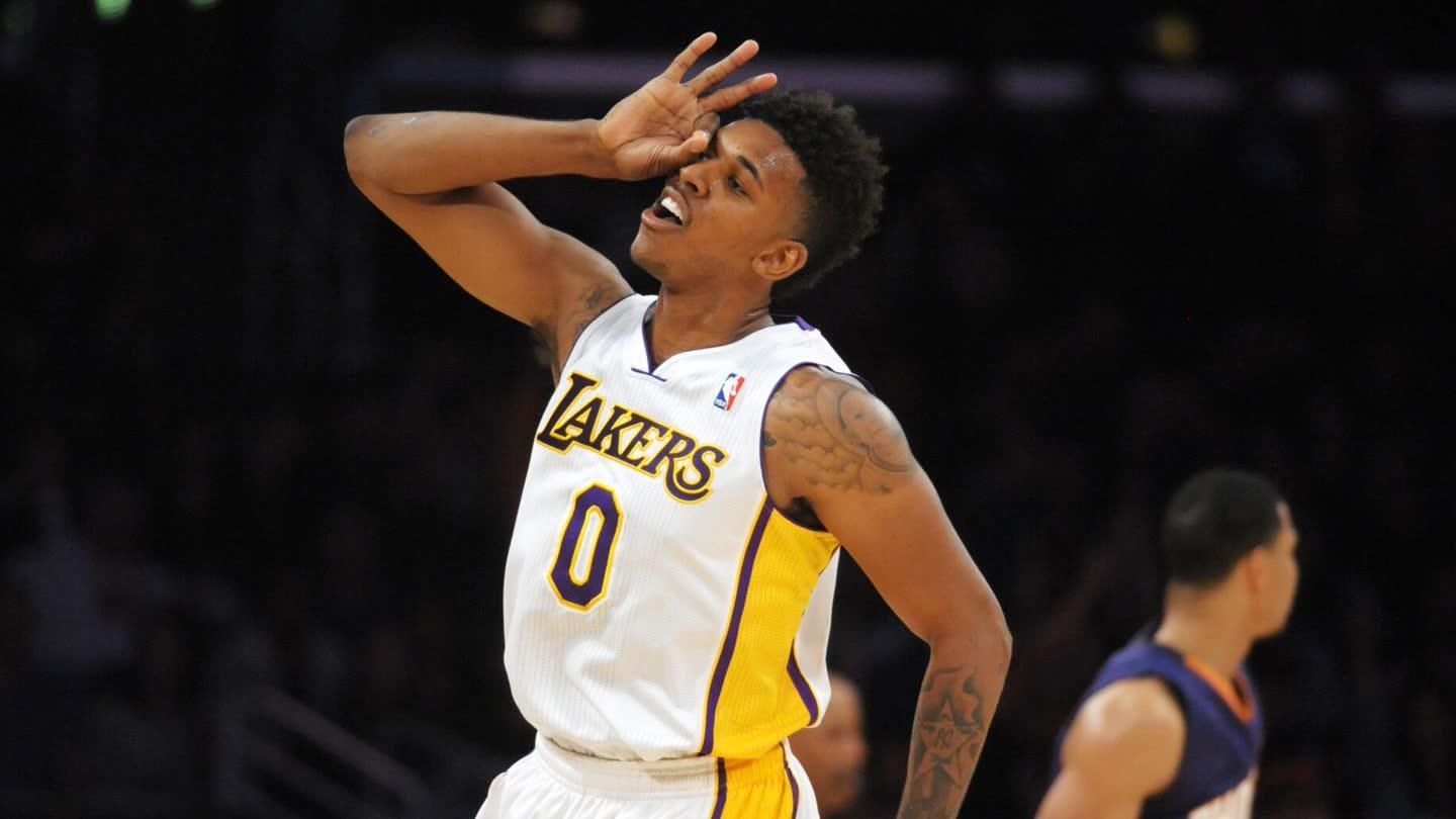 与俱乐部传 与俱乐部传